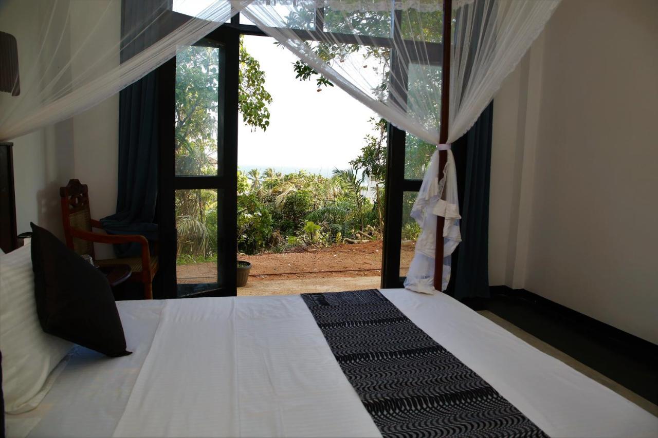 Sky Mountain Cafe With Seaview Bed & Breakfast Weligama Luaran gambar